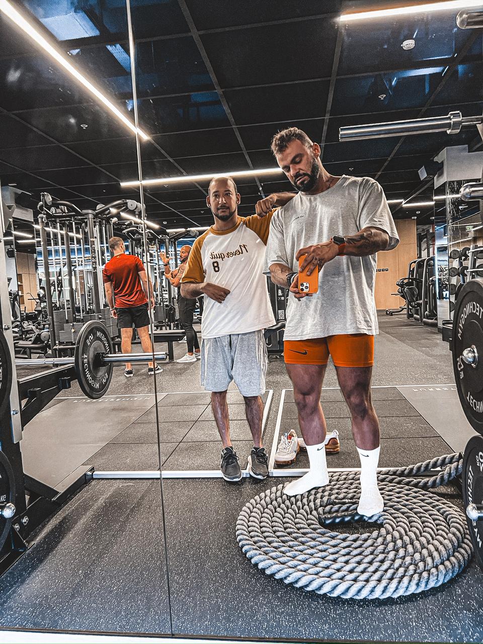 18c06365-5c2f-49ad-b5ba-dfaa57583927